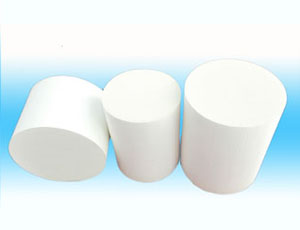 Honeycomb ceramic substrate for gasoline vehicle
